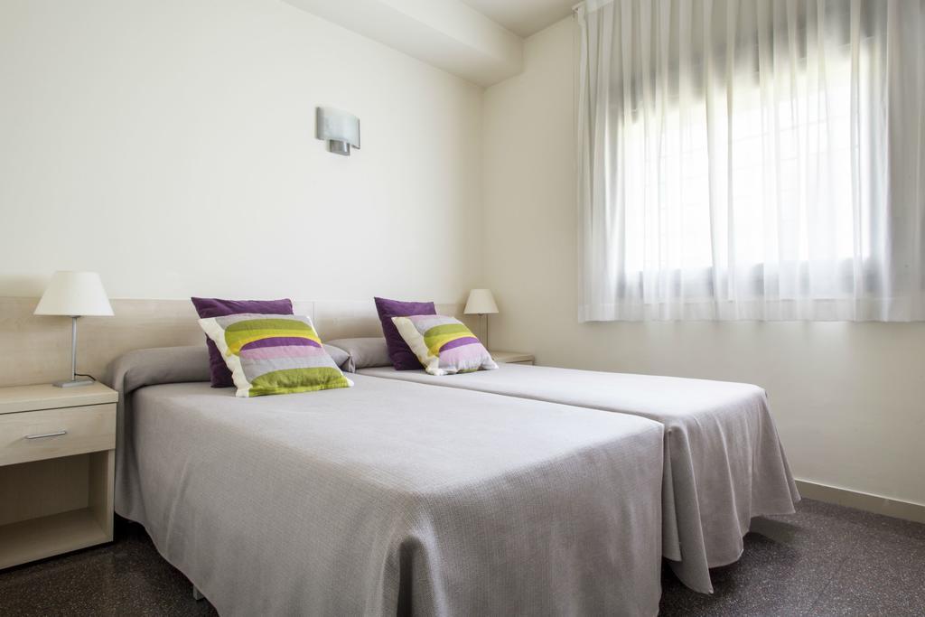 Apartment Residencia Universitaria Resa Abedules Pamplona